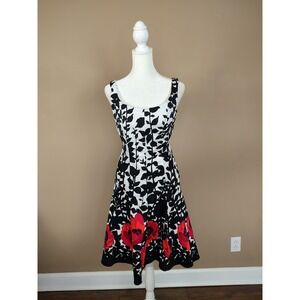 Nine West  Black & White Fit & Flare Dress, Boned Bust, Red Floral Hem‎ size 2